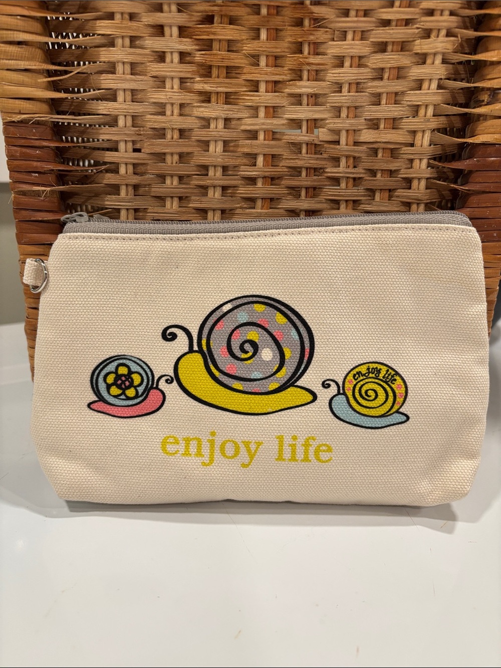 thirty-one Ivory Canvas 'Enjoy Life' Snail Print Zip Pouch